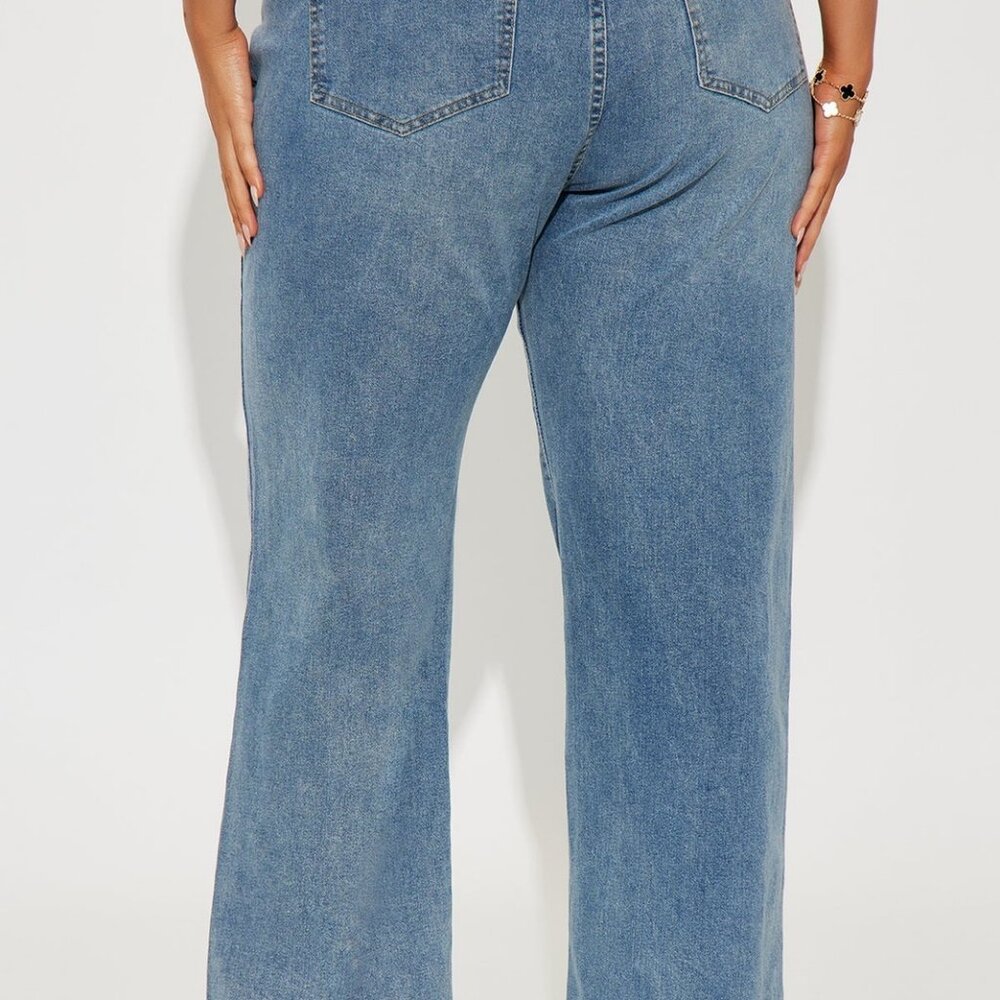 Levi’s Size Medium (M) Women's Plus Size Classic Bootcut Jeans Light Blue Denim